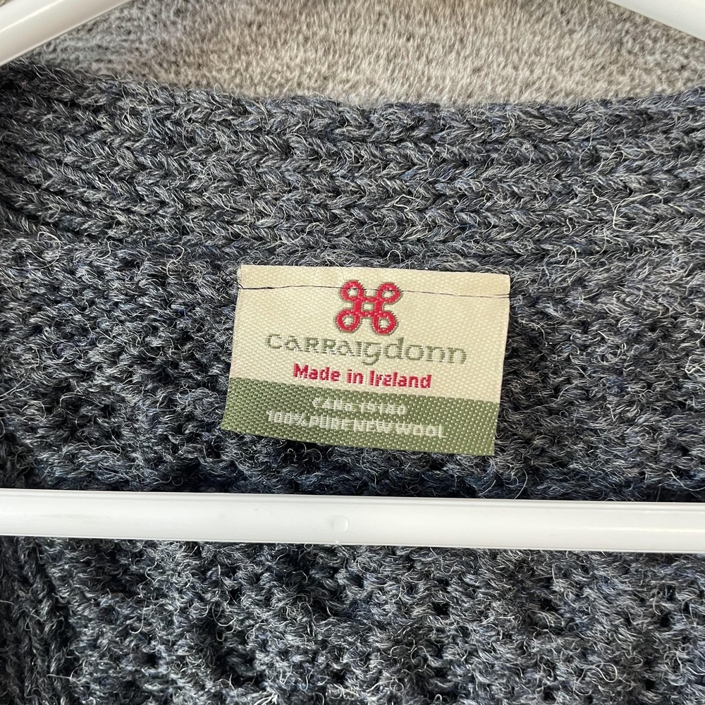 Carraig Donn Sweater Vest Mens Large Gray Wool V Neck Cable Knit Ireland Pockets - Picture 2 of 7